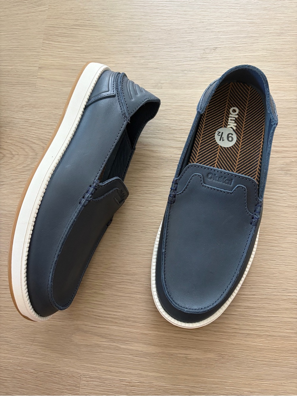 Olukai Kakaha Nia Blue Leather Loafers Mens Size 9.5 NEW